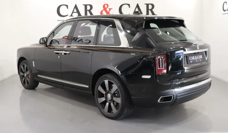 Rolls-Royce Cullinan 6.7 V12 – Shooting Star Headliner pieno