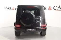 Mercedes-Benz G 63 AMG pieno