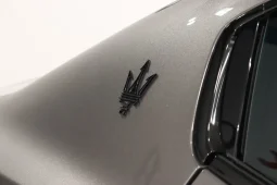 Maserati Ghibli Modena Ultima SQ4 430 CV