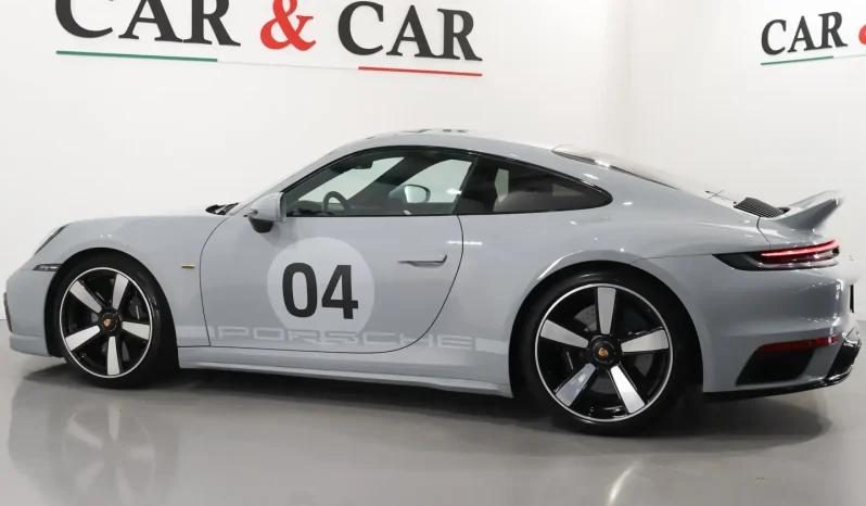 Porsche 992 911 Coupe 3.7 Sport Classic pieno