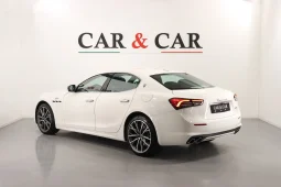 Maserati Ghibli GT Hybrid 330 CV Ultima