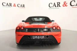 Ferrari Scuderia Spider 16M 1 of 499 LIMITED EDITION pieno