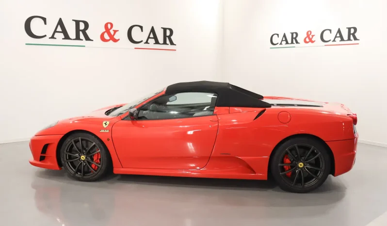 Ferrari Scuderia Spider 16M 1 of 499 LIMITED EDITION pieno