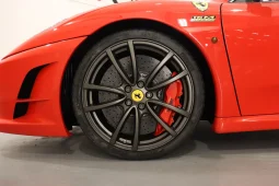 Ferrari Scuderia Spider 16M 1 of 499 LIMITED EDITION pieno