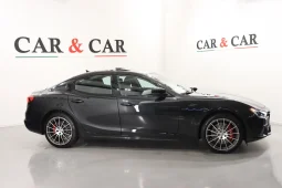 Maserati Ghibli GT Hybrid 330 CV Ultima Nerissimo/Sport Pack pieno