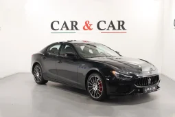 Maserati Ghibli GT Hybrid 330 CV Ultima Nerissimo/Sport Pack