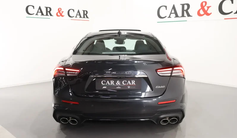 Maserati Ghibli GT Hybrid 330 CV Ultima Nerissimo/Sport Pack pieno