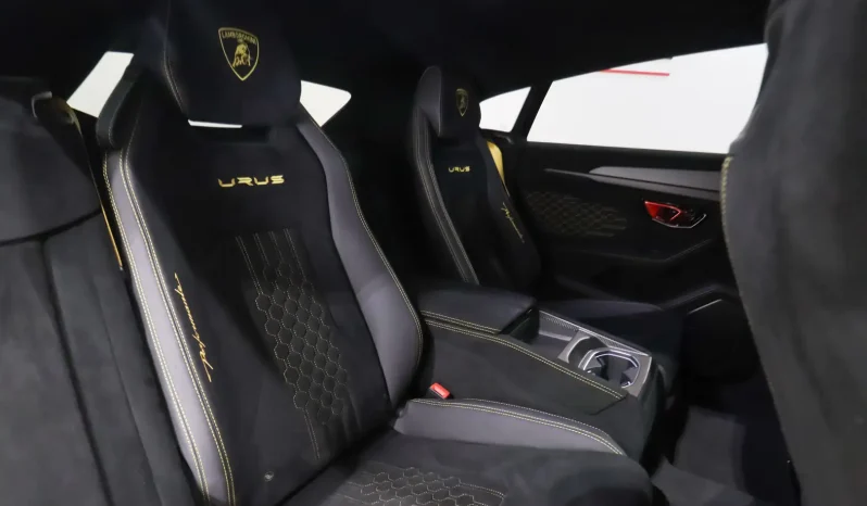 Lamborghini Urus Performante pieno