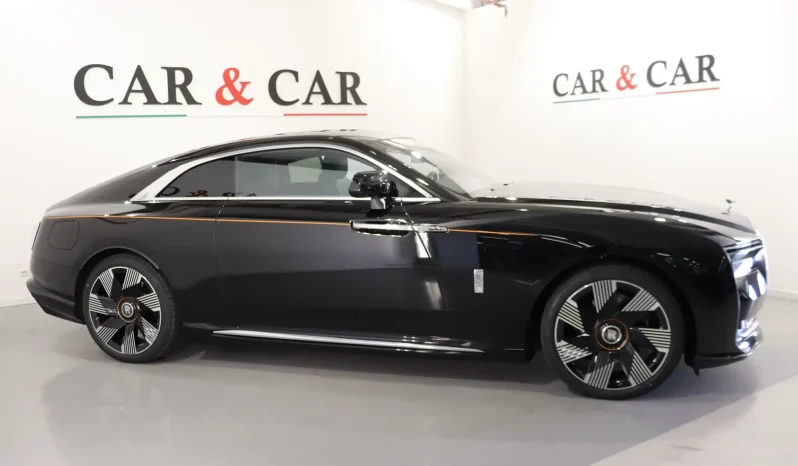 Rolls-Royce Spectre pieno