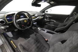 Ferrari 812 Competizione pieno