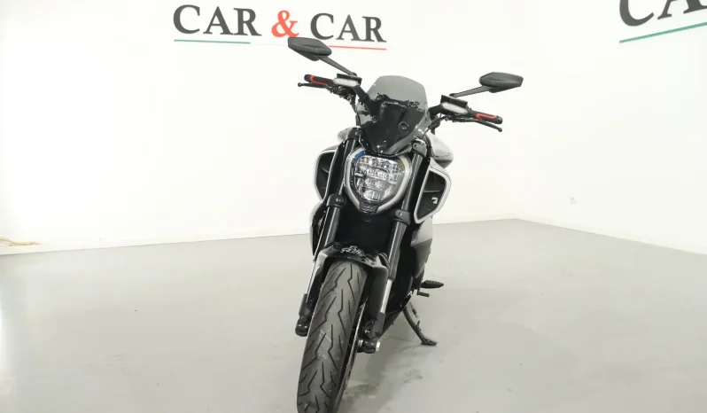 Ducati Diavel V4 pieno